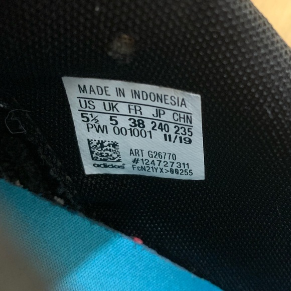 Addidas Kids shoes Size 5US Red Blue and Black Addidas for kids - Picture 4 of 4